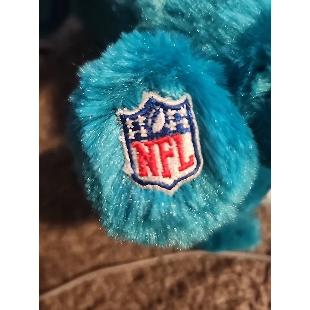 Vtg Forever‎ Collectibles Jacksonville Jaguars NFL Turquoise DOG with CAP 9